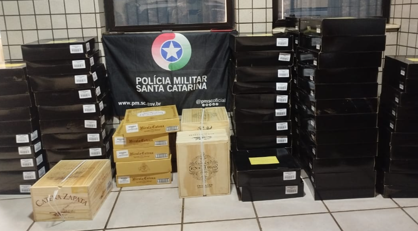 PM apreende carga de vinho avaliada em mais de R$ 95 mil na BR-163