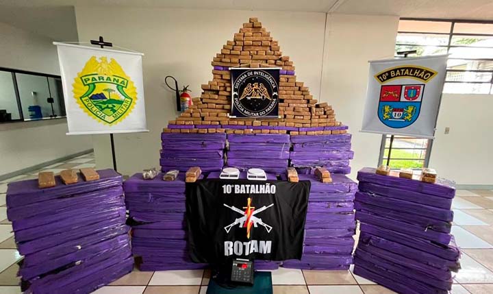Após denúncia pelo 181, Polícia Militar apreende 912 quilos de drogas em Apucarana