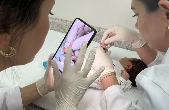 Polícia Científica testa emissão de carteira de identidade diretamente em maternidades