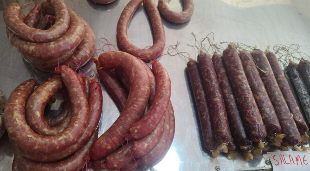 Feira da Agricultura Familiar começa com produtos frescos e convite à população