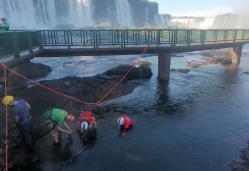Mais de 150kg de moedas são retiradas das Cataratas do Iguaçu