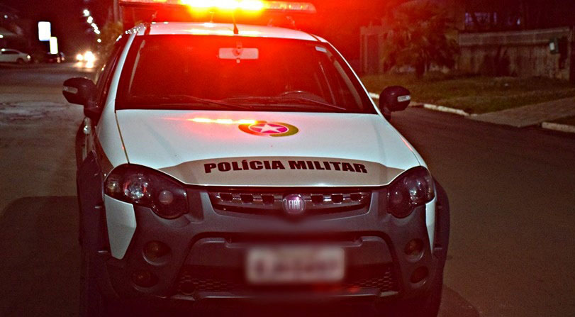 Motorista sem habilitação foge de abordagem e quase provoca acidentes no interior
