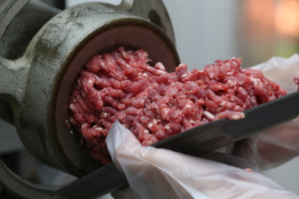 União Europeia suspende importações de carnes do Brasil a partir de quinta-feira