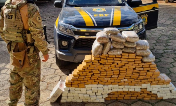Em 36 horas, PRF apreende mais de 660 kg de maconha em rodovias catarinenses