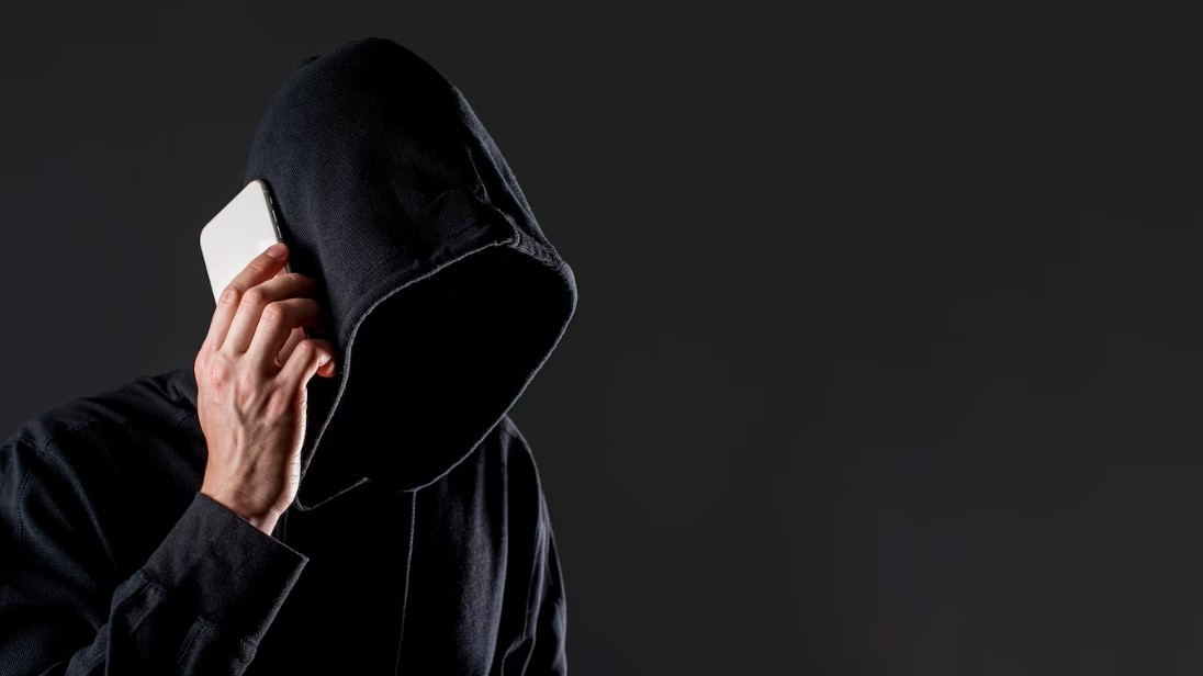 Crime de stalking cresce e SC registra 14 mulheres perseguidas por dia em 2024