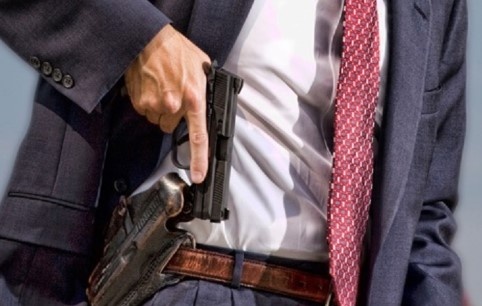Projeto quer liberar porte de arma para 1,4 milhão de advogados; entenda proposta