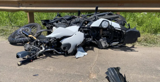 Motociclista fica em estado grave ao colidir com caminhão na SC-163