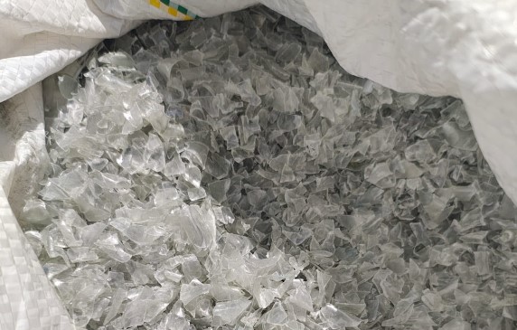 Caminhão com 21 toneladas de material reciclável é apreendido após ingresso irregular no Brasil