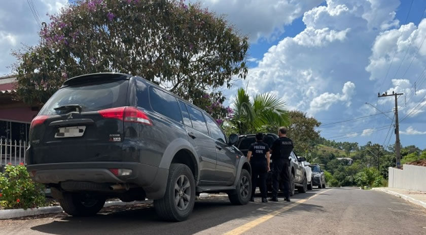 Polícia Civil cumpre mandados de busca e apreensão na residência de homem investigado por tráfico de drogas
