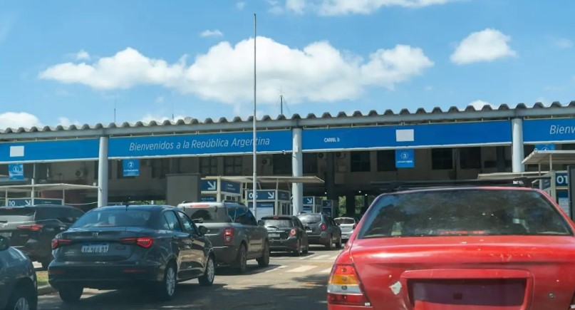 Argentina oficializa regras sobre entrada de estrangeiros no país