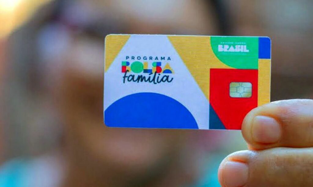 Mais de 1,4 milhão de beneficiários ficam sem pagamento do Bolsa Família em maio
