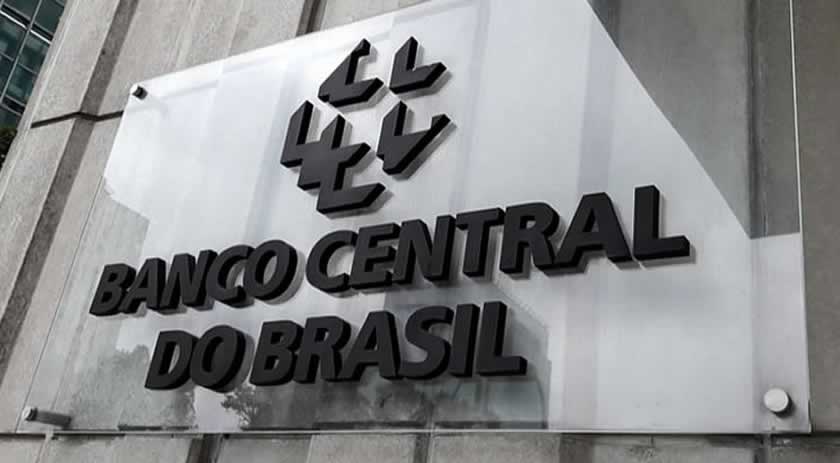 Quer saber se você tem dinheiro perdido em contas bancárias?