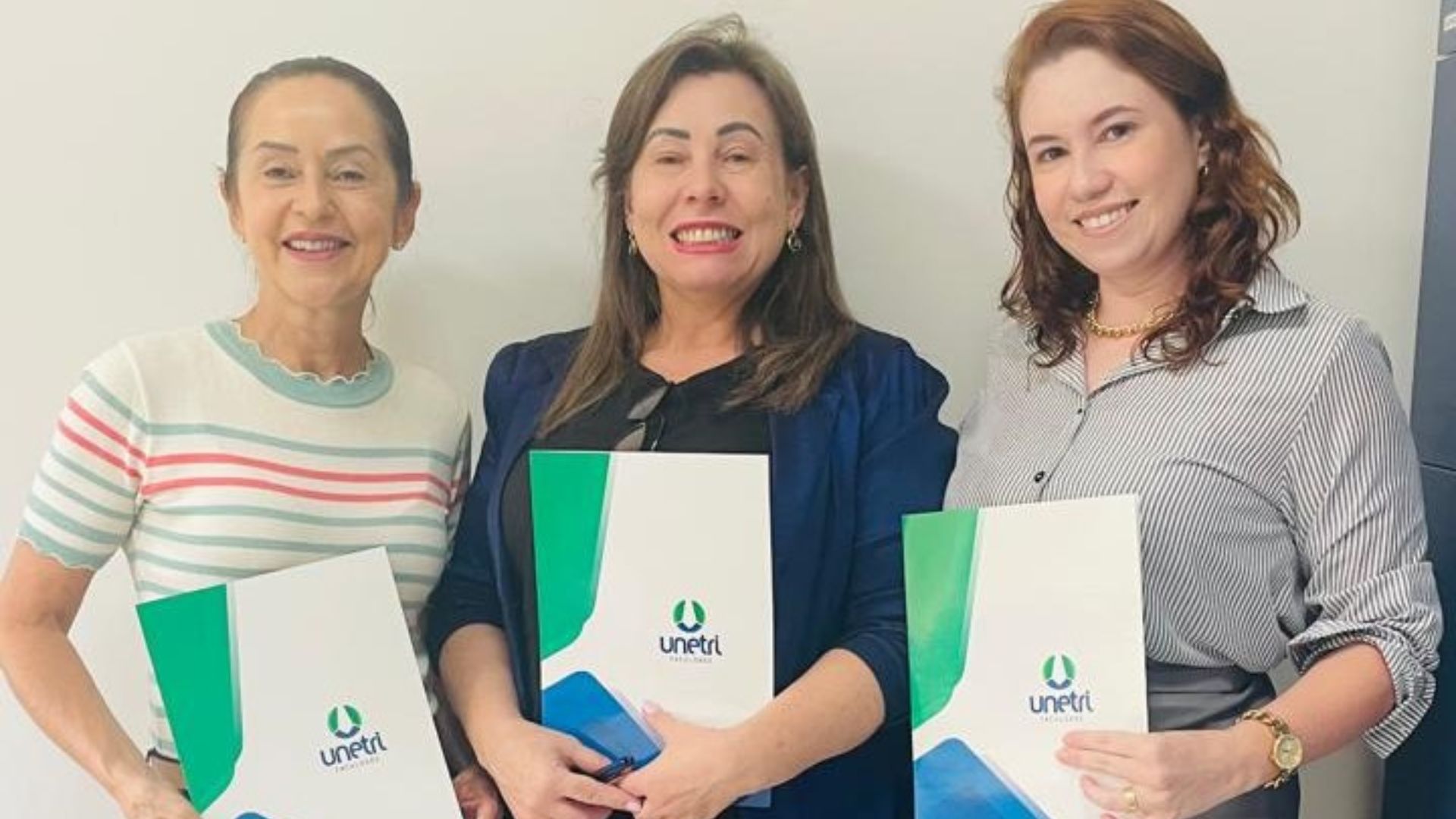 UNETRI e núcleo de mulheres empreendedoras da fronteira (ASCOAGRIN) realizam curso de oratória
