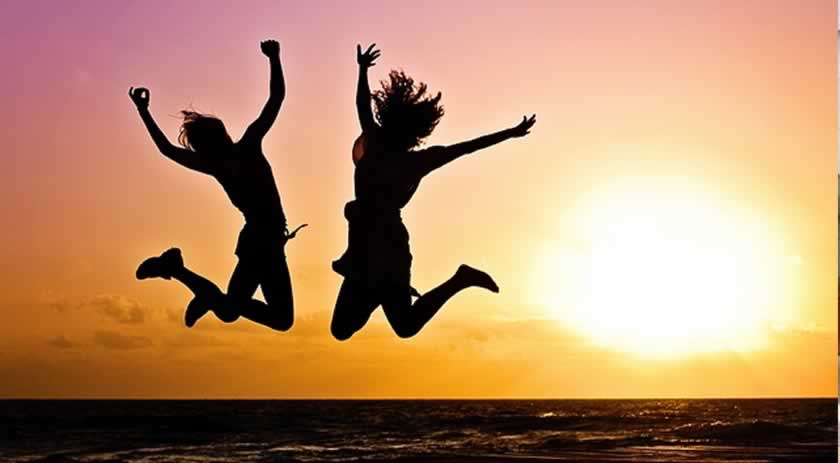 Dia Internacional da Felicidade: Brasil é o país mais feliz da América Latina, aponta Ipsos