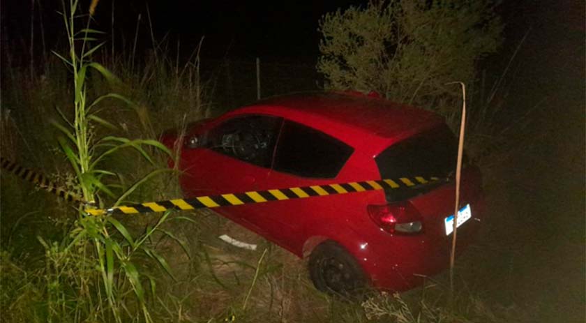 Saída da pista deixa mulher ferida