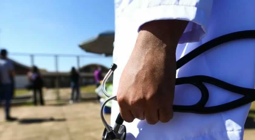 Programa Mais Médicos abre edital com mais de 6 mil vagas em todo Brasil
