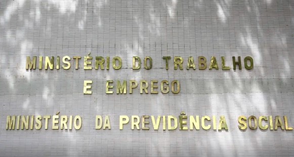 Prazo para contestar descontos indevidos do INSS ​termina dia 14