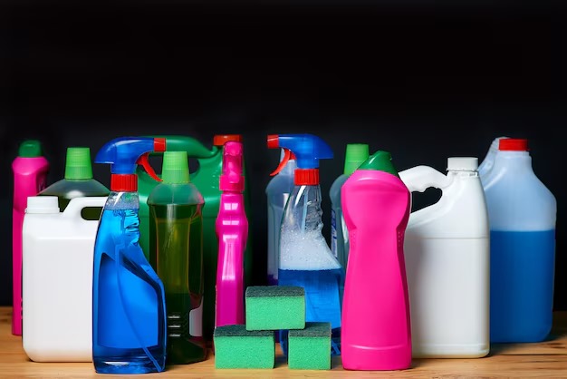 Cuidado com as misturas caseiras para limpeza