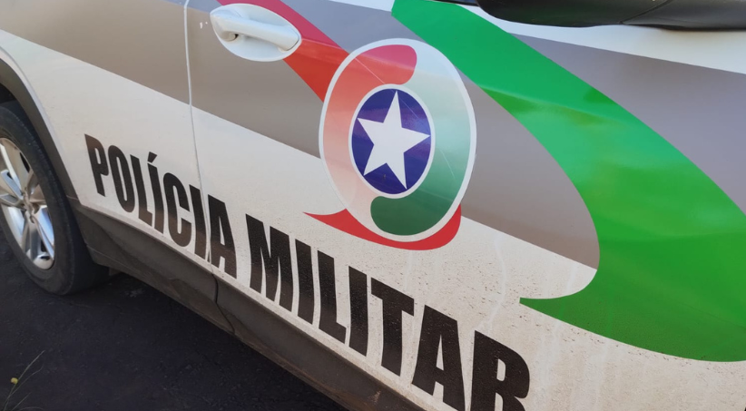 Briga em bar termina com homem ferido e confusão em farmácia