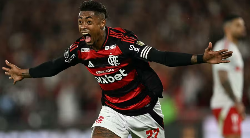 Bruno Henrique brilha, Flamengo vence Inter e sai na frente nas oitavas da Libertadores