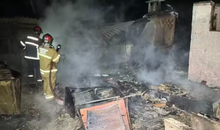 Casa pega fogo e pessoa perde a vida no Sudoeste