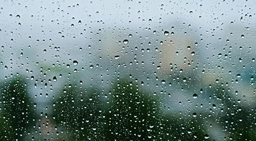 Frente fria traz temporais e queda de temperatura em Santa Catarina