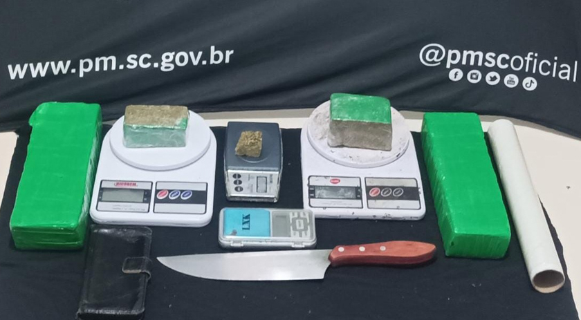 Homem escondia drogas em área de mata e é preso por tráfico de drogas
