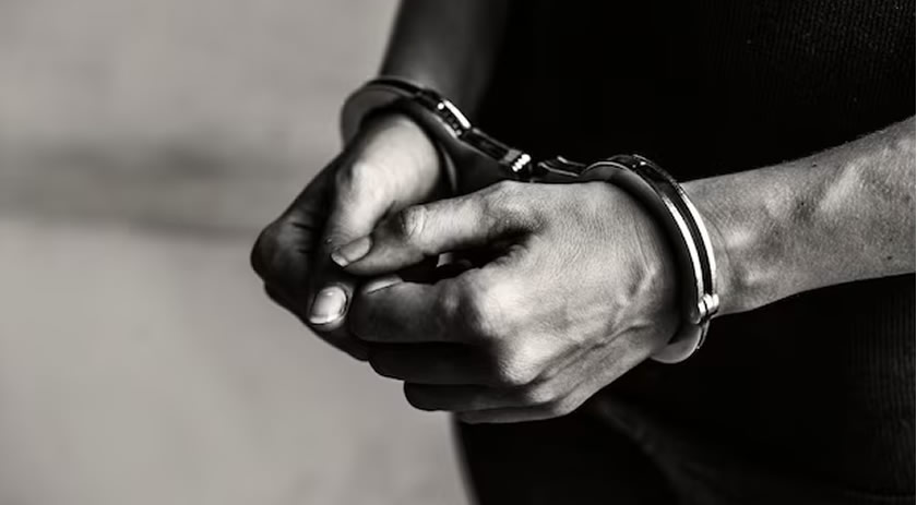 Polícia de Palma Sola prende homem após agressão a mulher em via pública