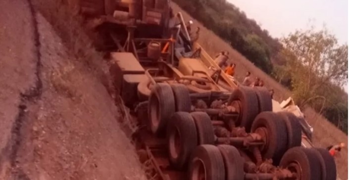 Caminhoneiro de SMOeste e seu pai morrem em trágico acidente na Bahia
