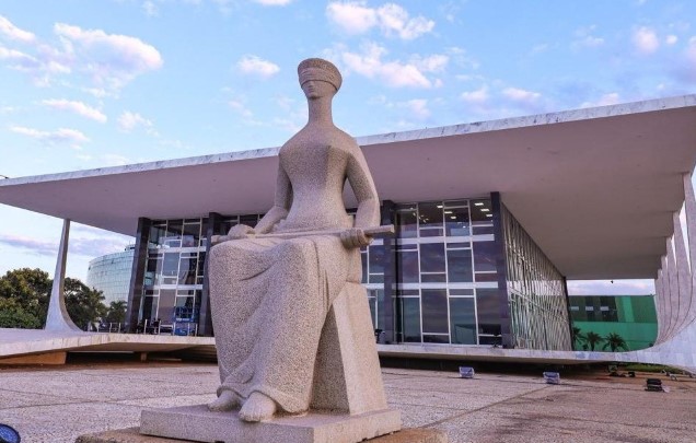 STF derruba decretos de municípios que dispensavam comprovante de vacinação contra Covid-19 nas escolas