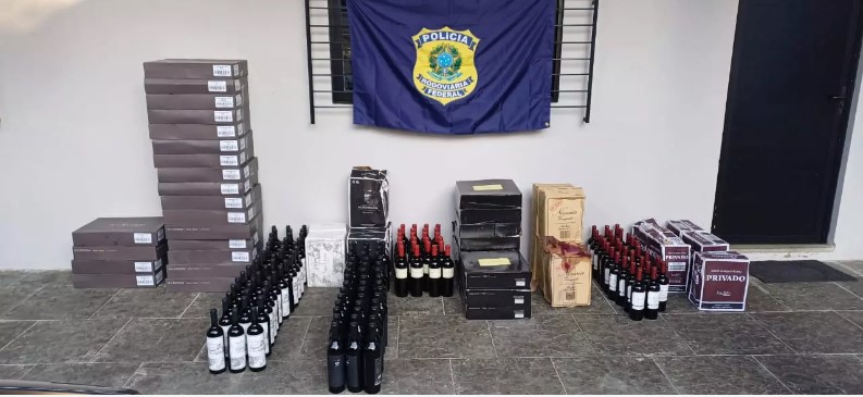 Quase 400 garrafas de vinho são apreendidas em Lages