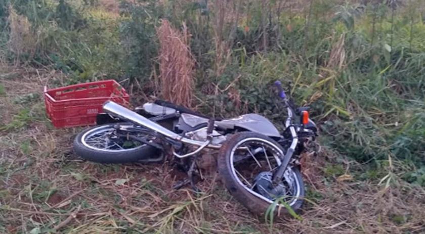Motociclista tem ferimentos graves após queda na BR-282