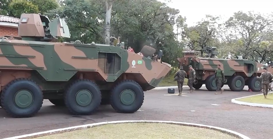 ONU avalia tropas brasileiras em inspeção no 33º Batalhão de Infantaria Mecanizado