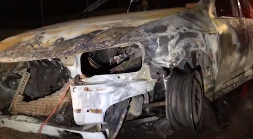 Homem tem carro roubado e incendiado após contratar garota de programa