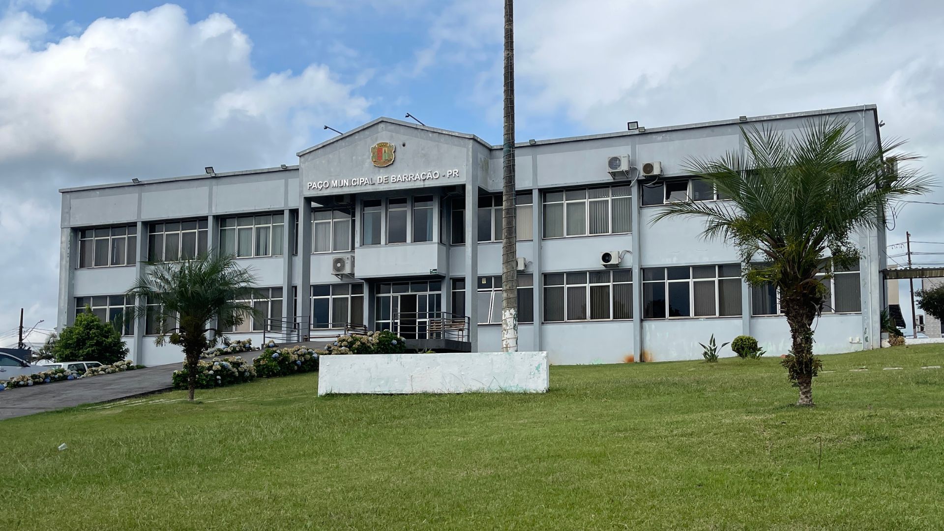 Administração Municipal contrata médicos e fonoaudióloga por meio de processo licitatório