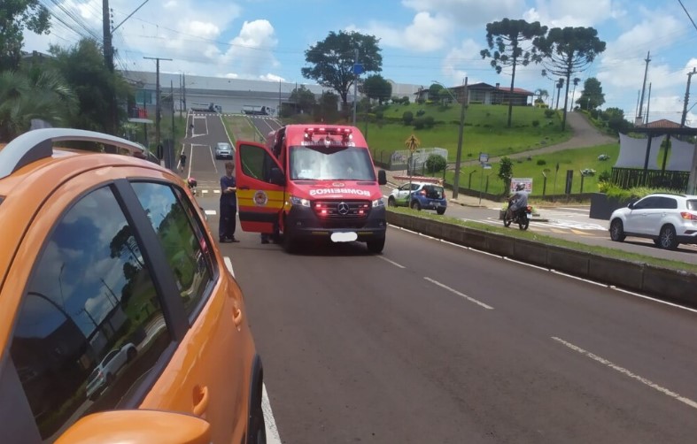 Mãe e duas filhas são atropeladas no Oeste de SC; mulher teve ferimentos na cabeça