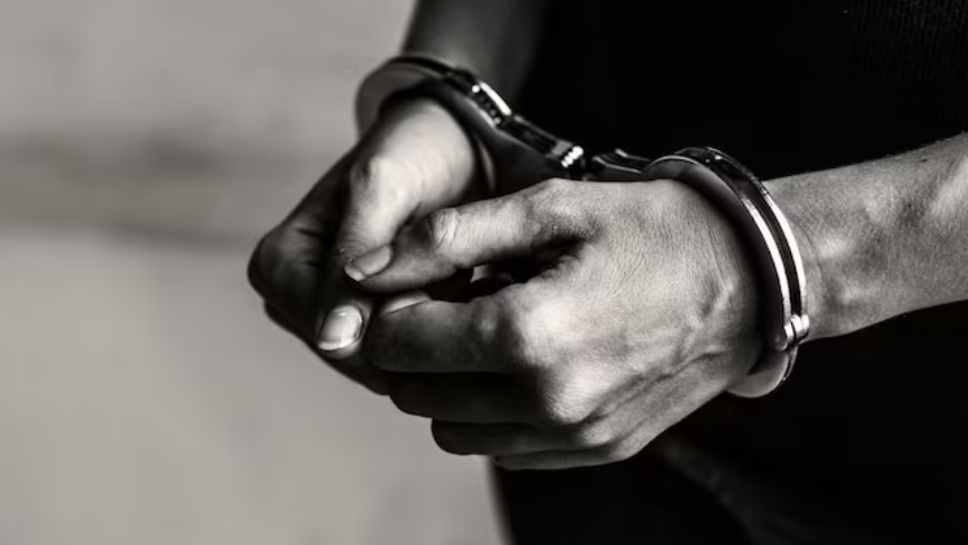 Homem foragido da Justiça é recapturado pela Polícia Militar