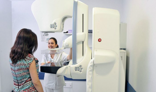 SC é o 3º estado do Sul que menos faz mamografias; taxa é considerada abaixo do ideal para OMS