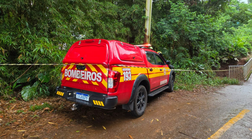 Bombeiros localizam corpo de criança de 8 anos após três dias de buscas em rio de SC