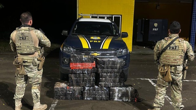PRF e PMRv apreendem mais de 220 kg de maconha na BR-158