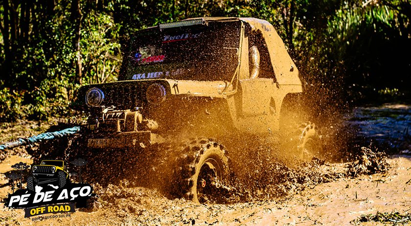 Grupo Pé de Aço Off Road realiza trilha com a participação de 90 jeepeiros