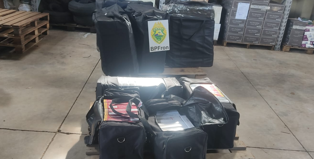 BPFRON apreende cigarros, pods, papel seda e Vital Honey em ônibus interestadual
