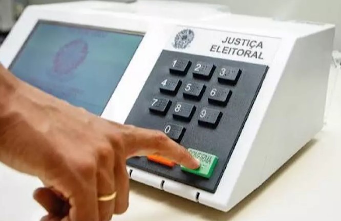Três a cada cinco novos eleitores em SC vieram de outros estados