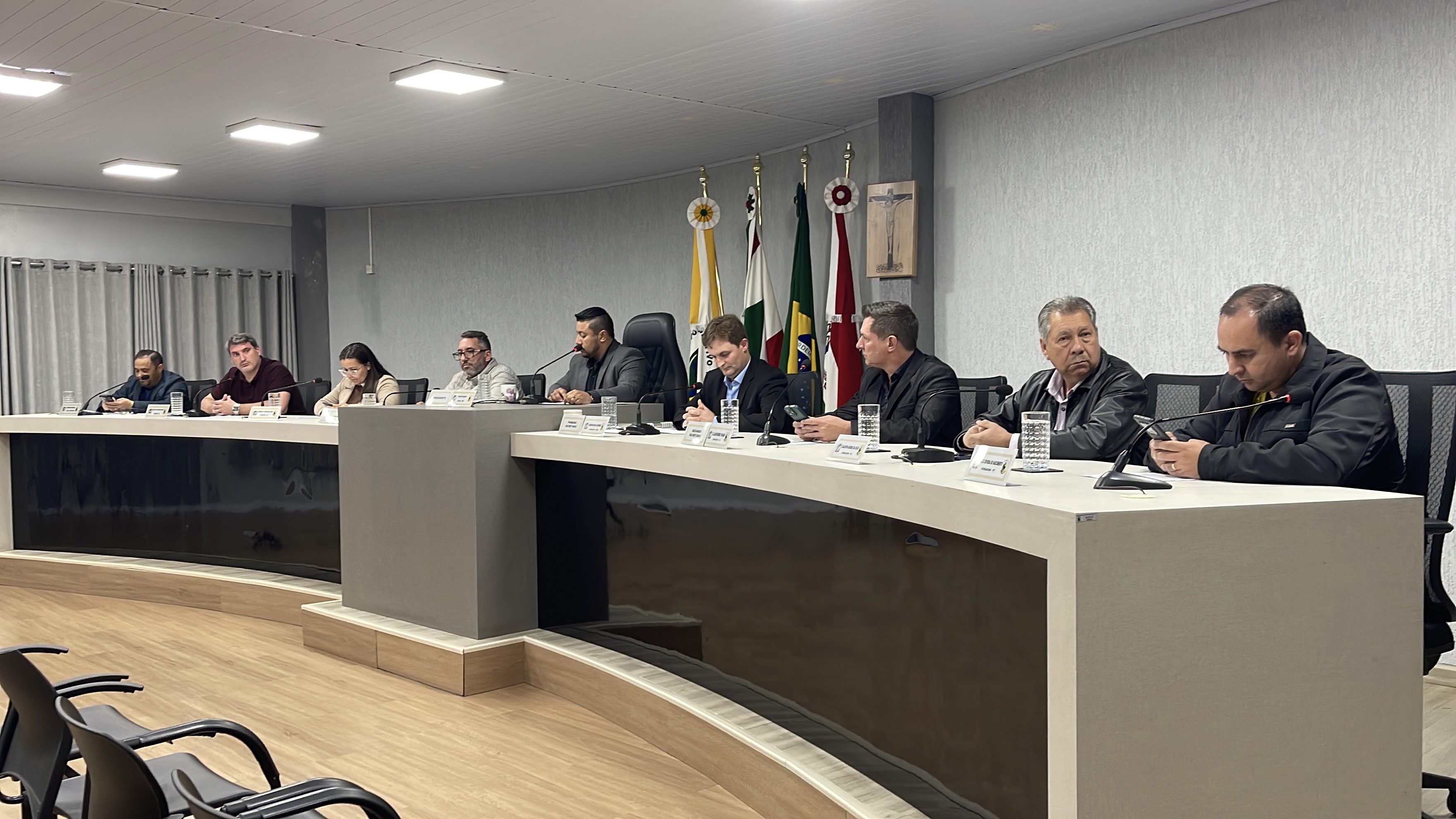 Presidente Everton Fragoso destaca entrega de obra, melhorias no interior e ações em Florianópolis