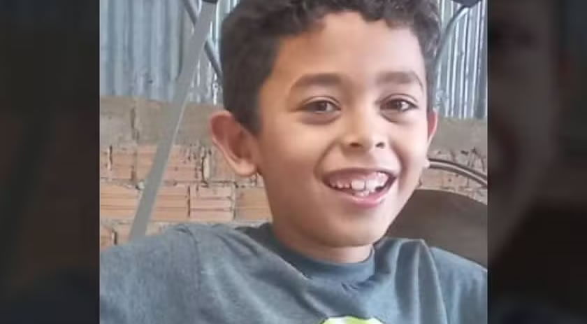Morre criança de 9 anos baleada na cabeça pelo tio enquanto jogava videogame no Paraná; família autoriza doação de órgãos