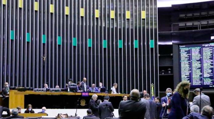 Confira como cada deputado federal votou na PEC do estouro
