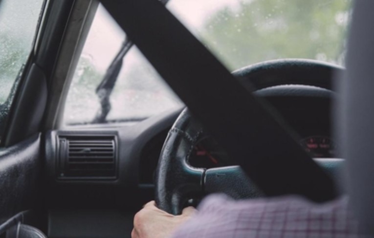 Carteira de motorista sem autoescola deve ficar até 80% mais barata; entenda o que muda
