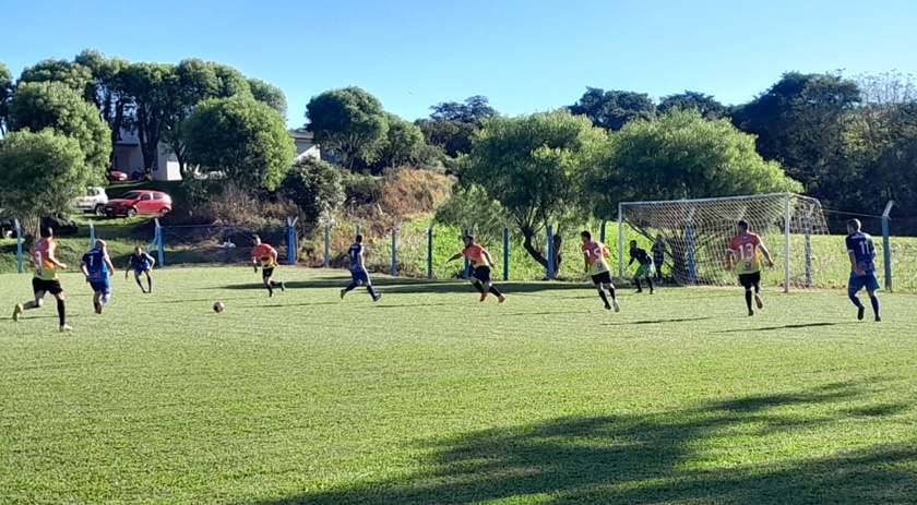 Canarinho da Linha Araras vence o Ypiranga de Nova Esperança por 2x1