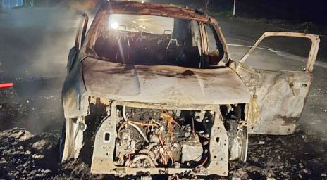 Jeep Renegade é destruído por incêndio após perda de potência na SC-283