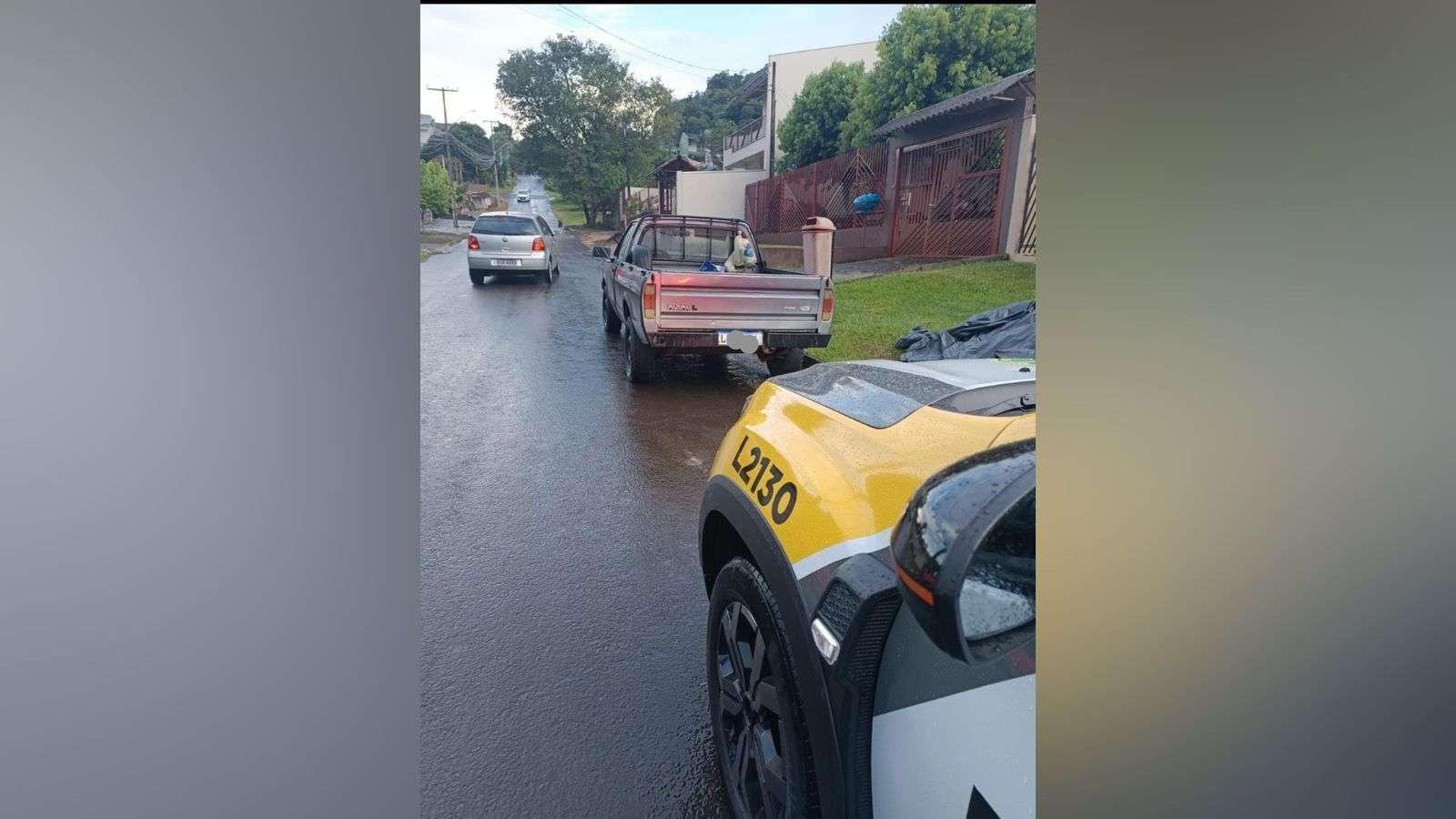 Polícia recupera veículo furtado